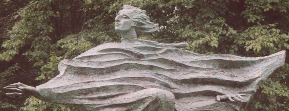 Chromy Bronislaw-pomnik Chopina w Parku Decjusza Krakow